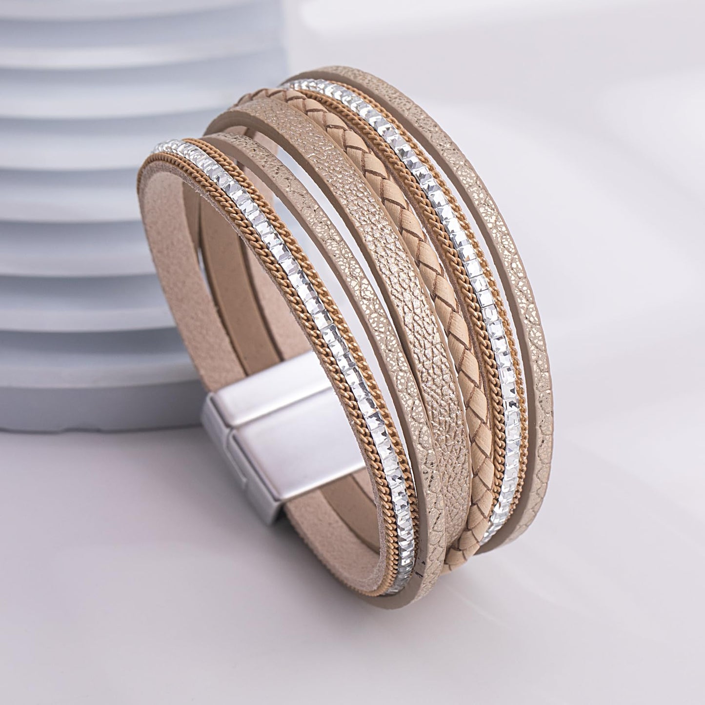 FANCY SHINY Boho Leather Wrap Bracelets Trendy Layered Bracelets with Magnetic Clasp Strackable Bohemian Cuff Jewelry Gifts for Women(Cream)