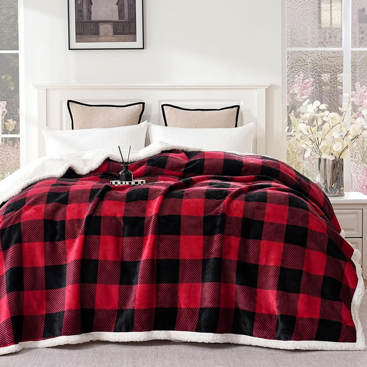 PU MEI Sherpa Fleece Throw Blanket 60" x 80" Reversible Plush Fluffy Large Big Blanket Lattice Flannel Blankets for All Season Use, Red and Black