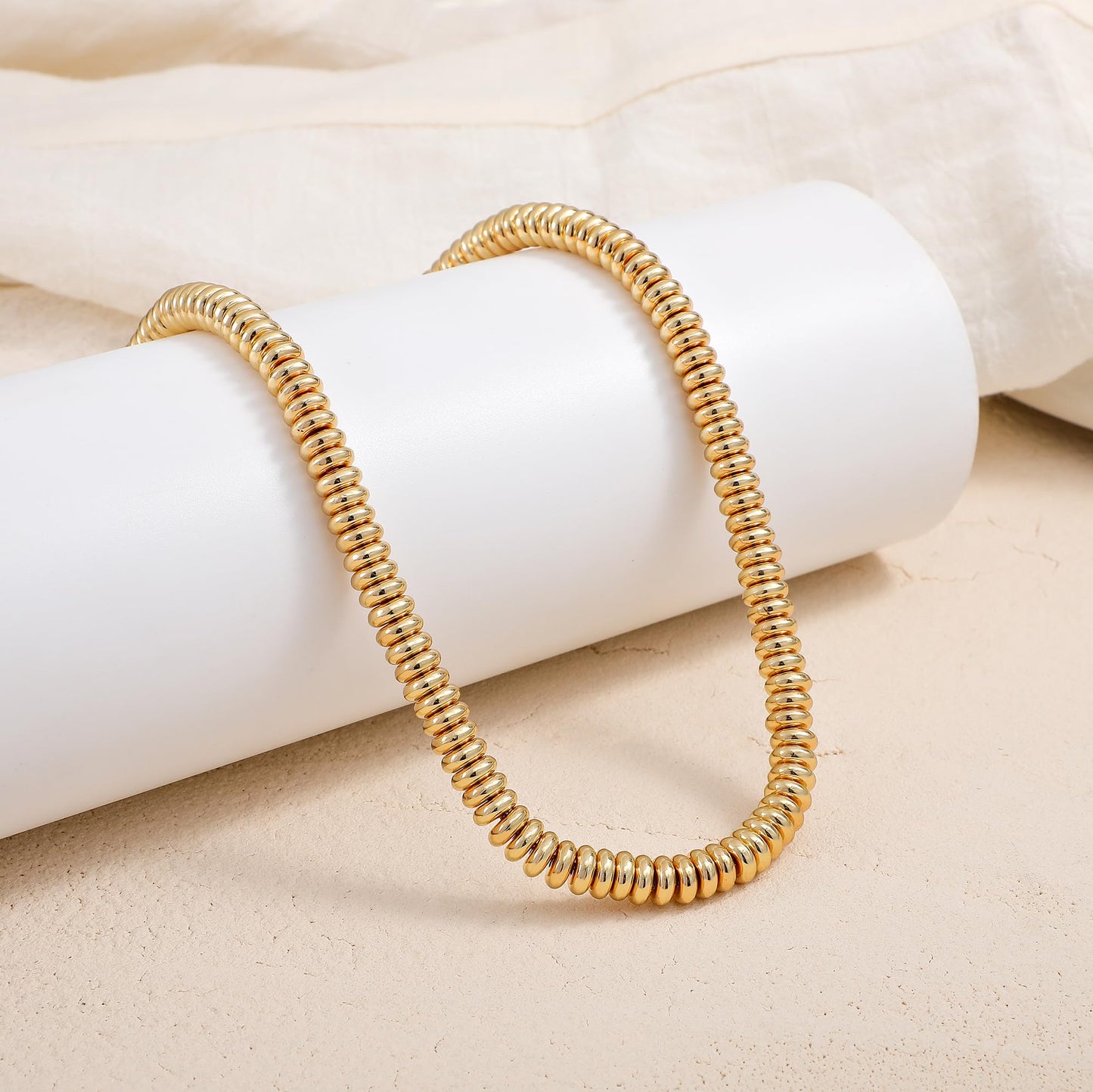 Sajidos Gold Plated Plastic Beaded Necklaces for Women 14K Gold Plated Bead Chunky Heart Charm Pendant Necklace Handmade Trend Fashion Jewelry Gifts