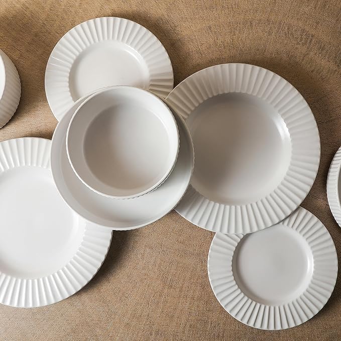 Christian Siriano Lusso 16-Piece Dinnerware Set Stoneware, White