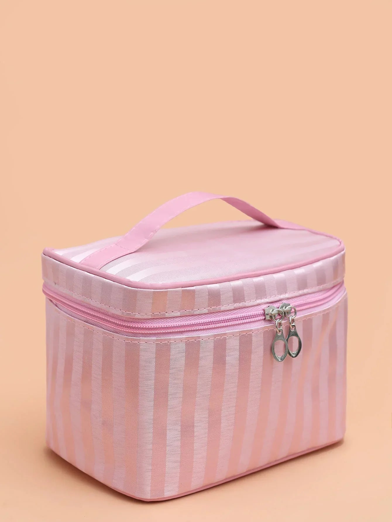 Simple Fashionable Makeup Storage Bag