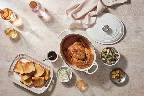 Le Creuset Enameled Cast Iron Signature Oval Dutch Oven, 8 qt., White