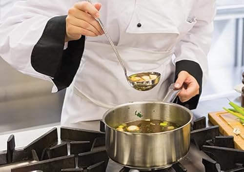 Winco Heavy-Duty Stainless Steel Sauce Pan with Cover, 4.5 Quart