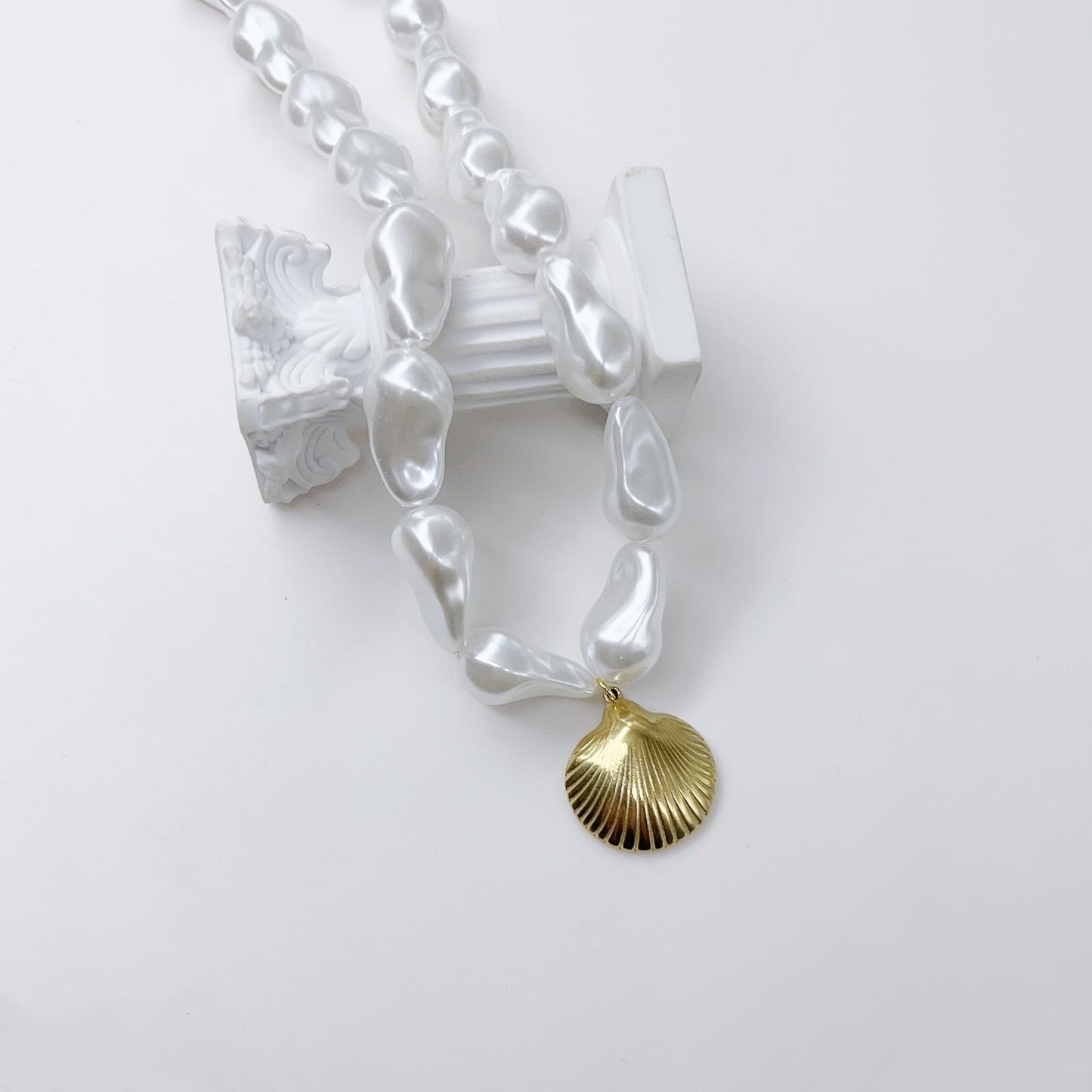 Starfish Pearl Necklace for Women Baroque Pearl Starfish Necklace Bubble Star Statement Necklaces Adjustable Baroque Star Necklaces Summer Fashion Jewelry Accessories (shell)