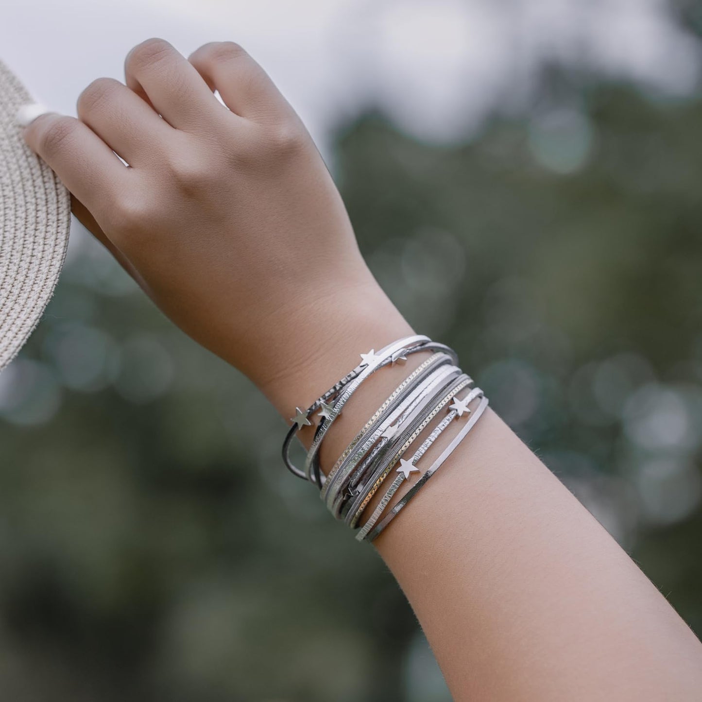FANCY SHINY Leather Wrap Star Bracelet Boho Bangle Bracelets for Women Trendy Stackable Cute Star Bracelet with Magnetic Clasp(Grey)