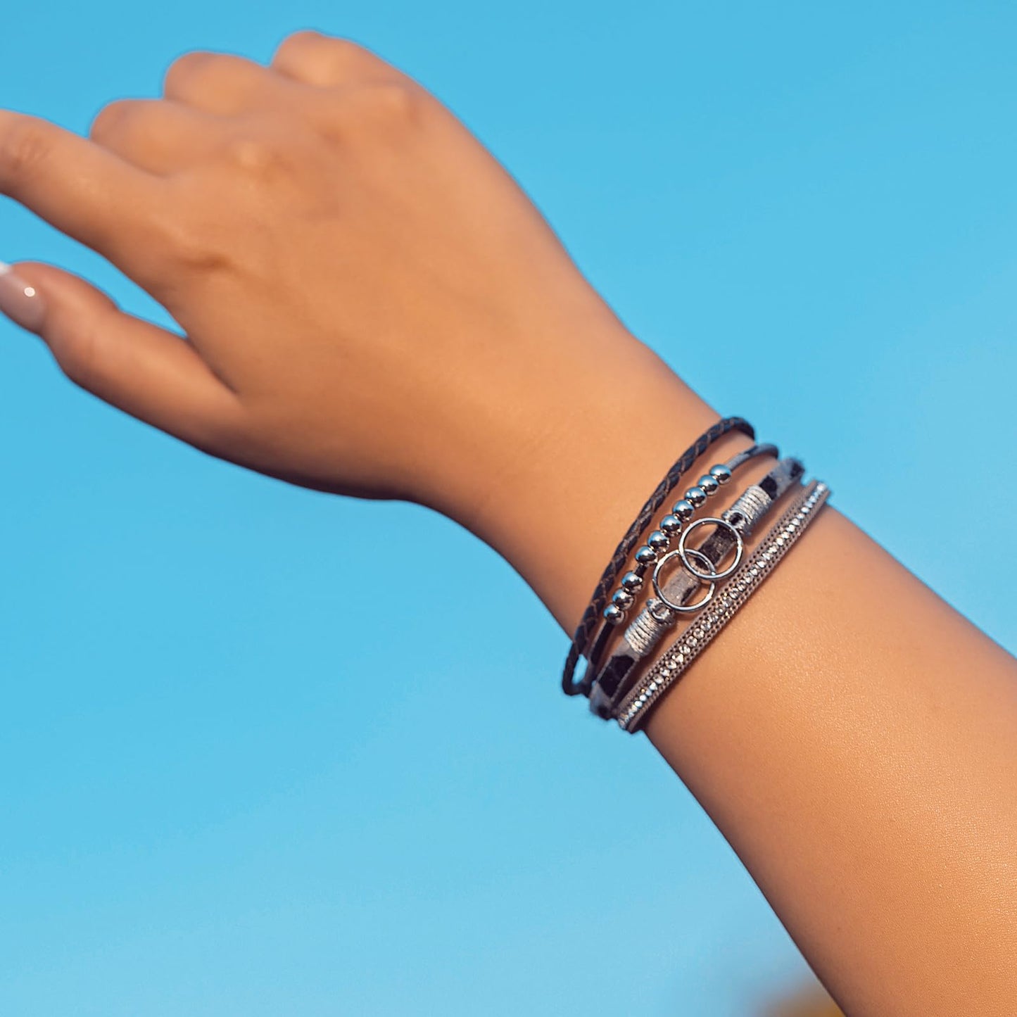 FANCY SHINY Boho Leather Wrap Bracelet Stackable Beaded Infinity Chunky Cuff Bracelets with Magnetic Clasp Western Hippie Outfits Jewelry Gifts for Women(Grey Leopard)