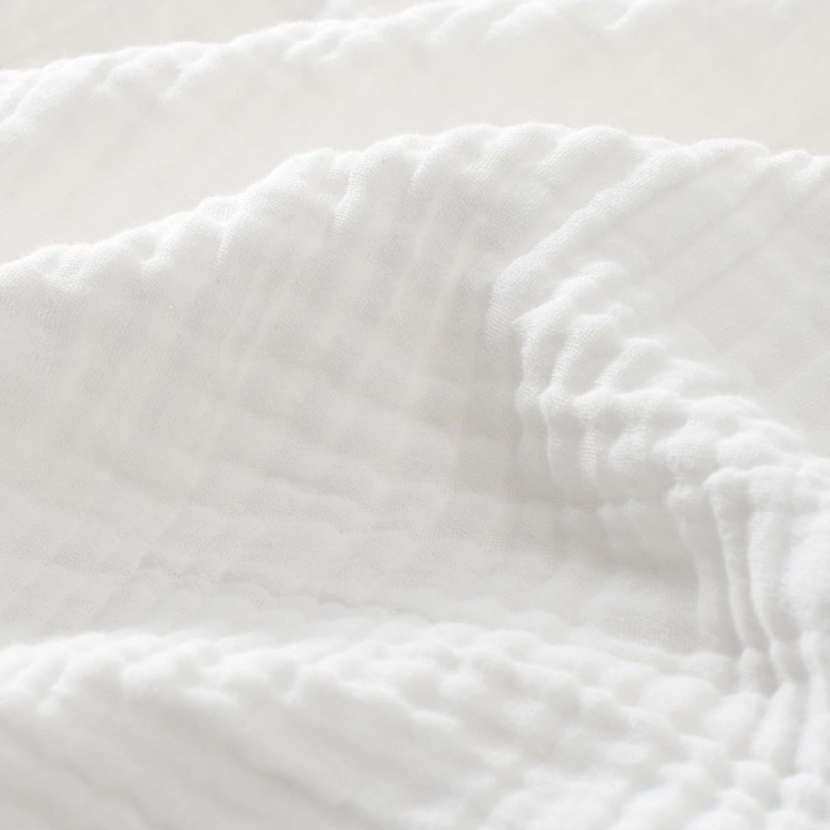 Carriediosa 100% Cotton Muslin Throw Blanket 70" X 80" Twin Size，4-Layers Summer Gauze Throws for Bed Couch，Soft Lightweight Breathable Linen Blankets Bedspread for Adults All Season，White