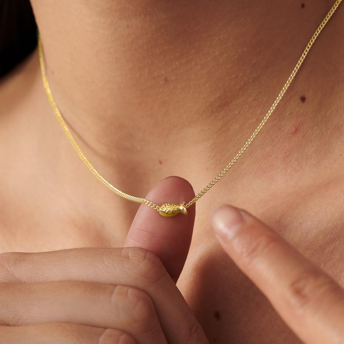 BSGRL Dainty Gold Necklace - 14K Gold Plated Tiny Fish Cuban Chain Animal Sea Beach Necklace for Women 16.5"+2"