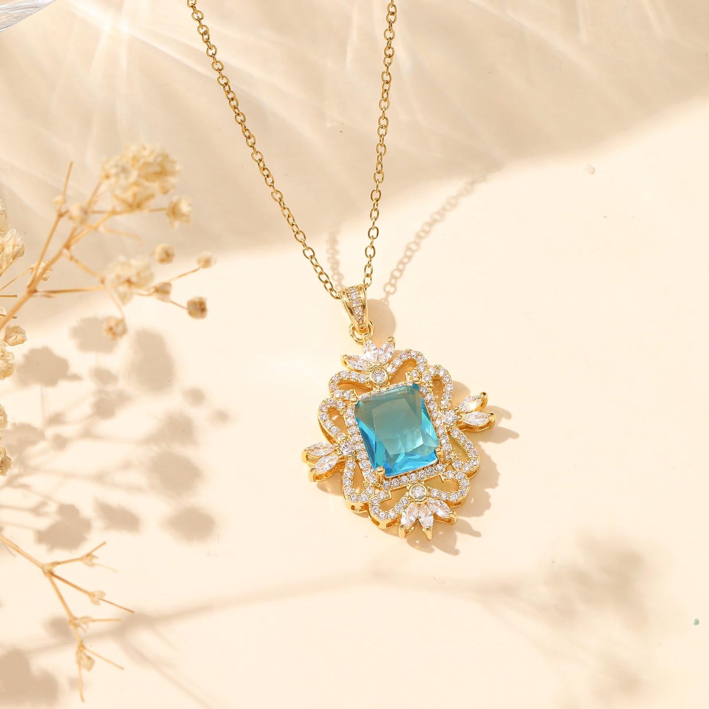 Blue Square March Birthstone Aquamarine Necklaces for Women-Gold Plated Imitation Aquamarine Jewelry Baroque Pendant Necklace Waterproof Non Tarnish Maximalist Jewelry For Birthday Valentines Day Mother's Day Christmas Thanksgiving Gifts
