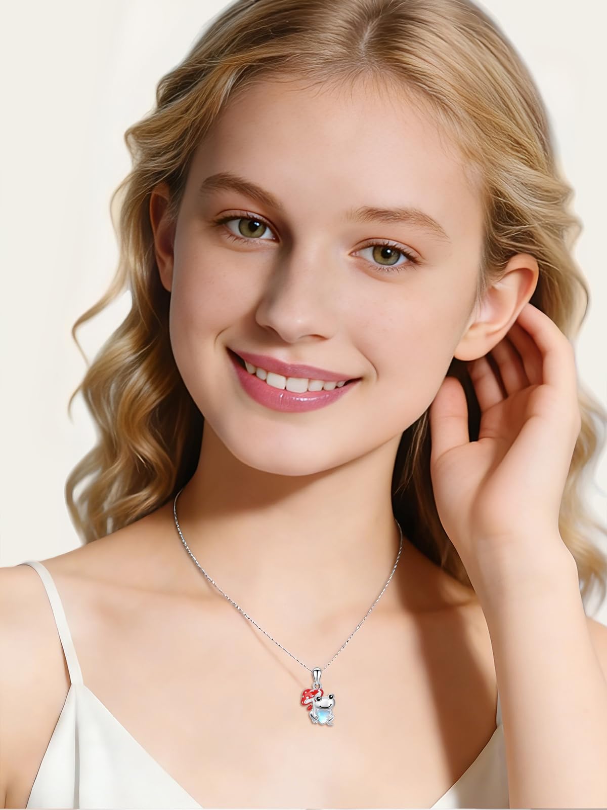 Dreamboat Frog Mushroom Pendant Necklace for Women 925 Sterling Silver Moonstone Animal Jewelry Gifts for Frogs Lovers