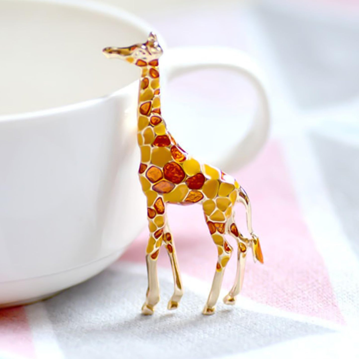 HETICA Animal Brooch for Women, Funny and Cute Flower Brooch Safety Pins Clothing Backpack Hat Decoration Enamel Pins Fashion Women Brooches and Pins Jewelry