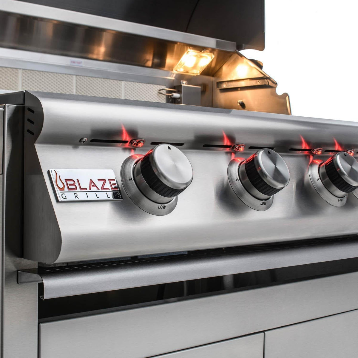 Blaze Premium LTE Marine Grade 32-Inch 4-Burner Propane Grill w/Rear Infrared Burner & Grill Lights