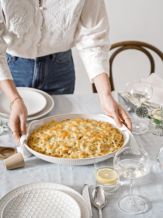 LE TAUCI Serving Bowls, Large Oval Platters for Entertaining, Ceramic Serving Tray for Dinner, Pasta, Salad, Dessert, Turkey, Fish, Fruit, Bread - 45oz/74oz, 11.8"/13.7", Set of 2, Arctic White