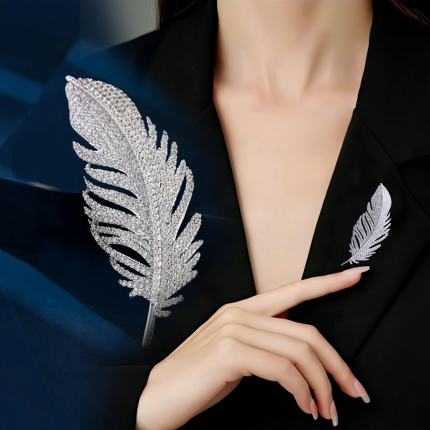 Yaximhozz 2pcs Rhinestone Feather Brooch Pin for Women Dress Elegant Stylish Crystal Brooches Fashion Accessories Pins Lapel Boutonniere Ideas Wedding Christmas Birthday Jewelry Easter Gift (01 Silver/Gold)