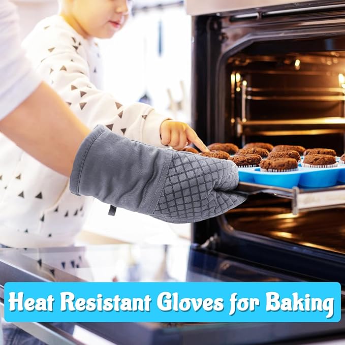4 Pcs Oven Mitts and Pot Holders,High Heat Resistant 500 Degree Glove with Silicone Non-Slip Surface,Extra Thicken Long Kitchen Cotton Oven Glove for Baking,Cooking,Grilling(Light Gray)