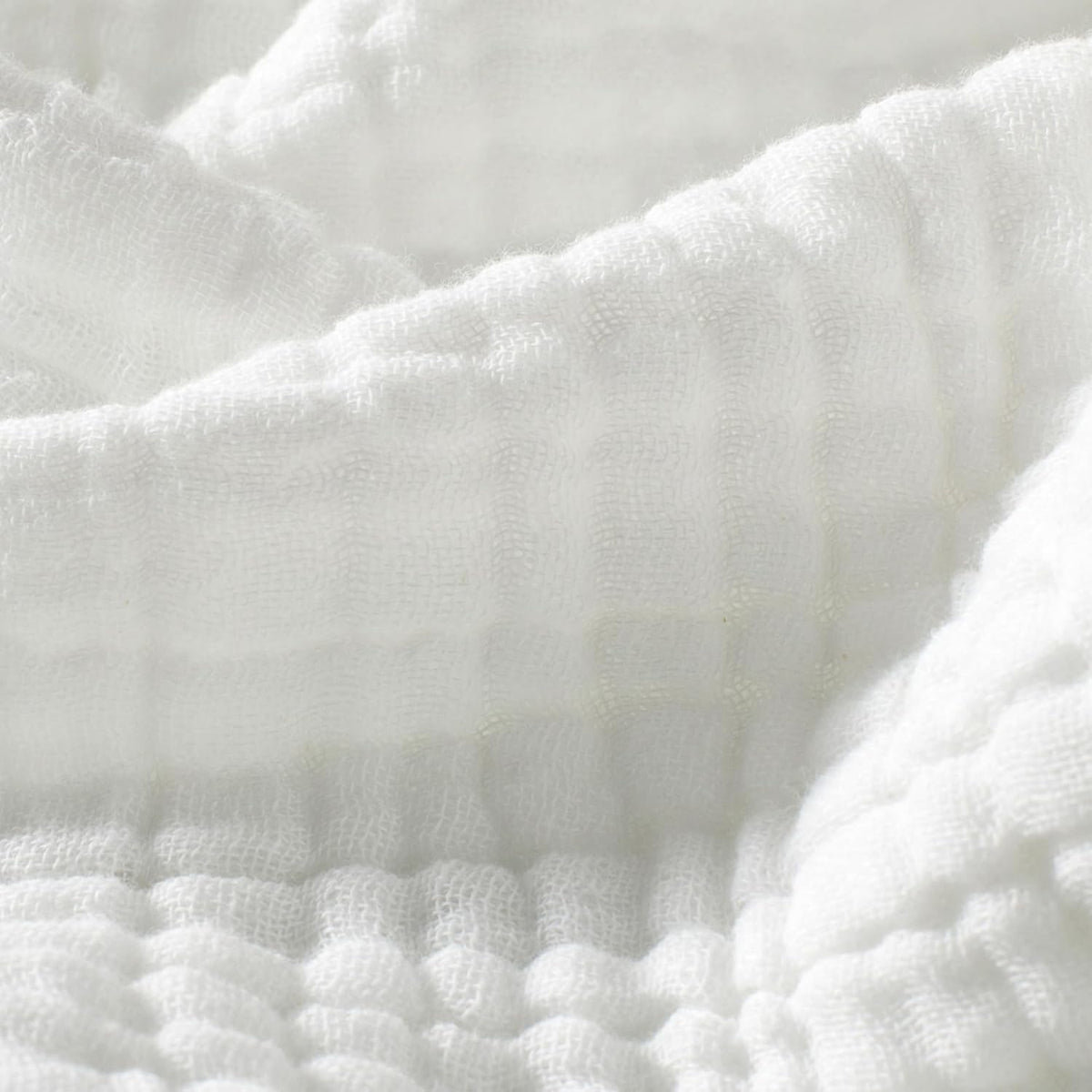 Carriediosa 100% Cotton Muslin Throw Blanket 108" X 90" King Size，4-Layers Summer Gauze Throws for Bed Couch，Soft Lightweight Breathable Linen Blankets Bedspread for Adults All Season，White