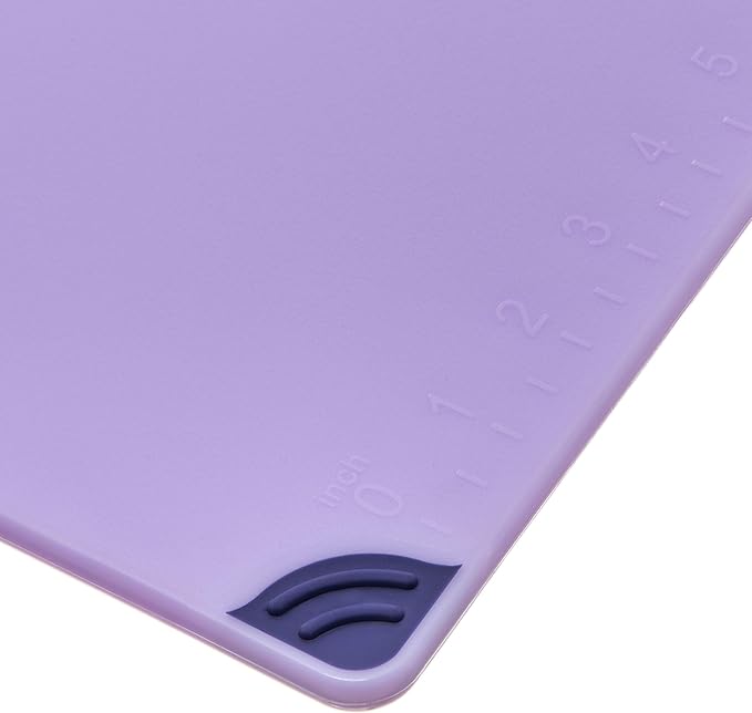 San Jamar Saf-T-Grip Plastic Cutting Board with Safety Hook, 9" x 12" x 0.375", Purple