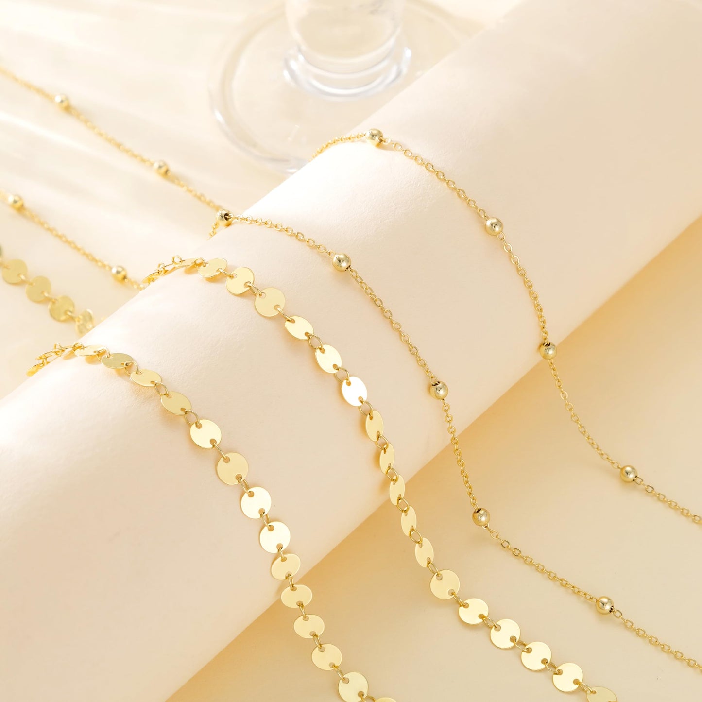 HERSIN Waist Beads for Women, Dainty 14k Gold Plated Waist Chain Gold Chain Belt Simple Body Chain Jewelry for Womens Belly Chain Waterproof Gold Jewelry Accessories for Women Gifts Rave Outfits