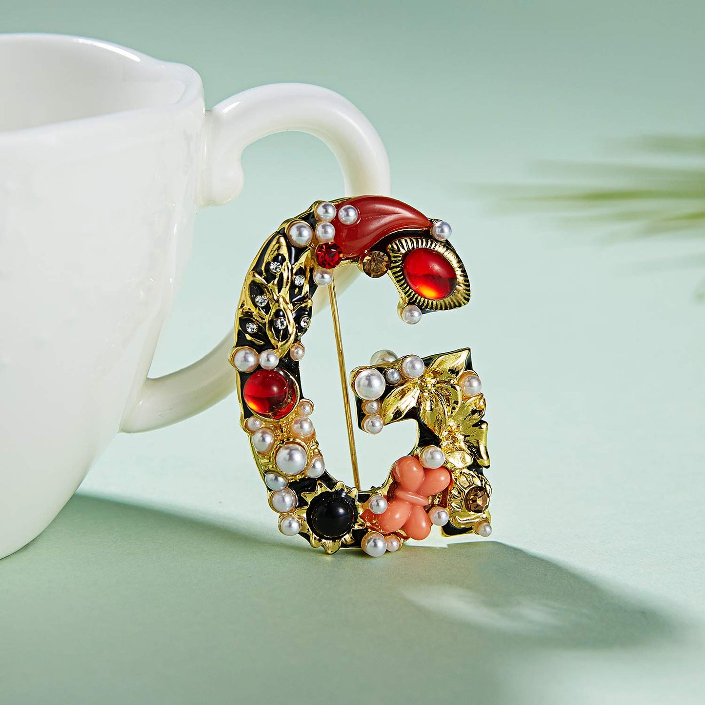 RINHOO Crystal Pearl Initial Brooch Gold Plated Enamel Colorful Letter Alphabet Breastpin Pin Jewelry for GIFTS (Letter -G)