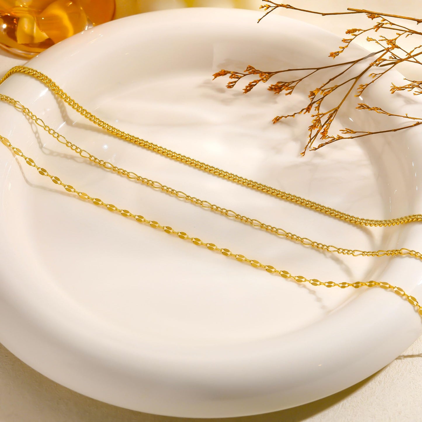 Foxgirl Gold Waist Chains for Women, 14K Gold Plated Layered Belly Chain Adjustable Waterproof Sexy Bikini Cuban Lip Figaro Chain Summer Non Tarnish Body Chain Jewelry Gifts
