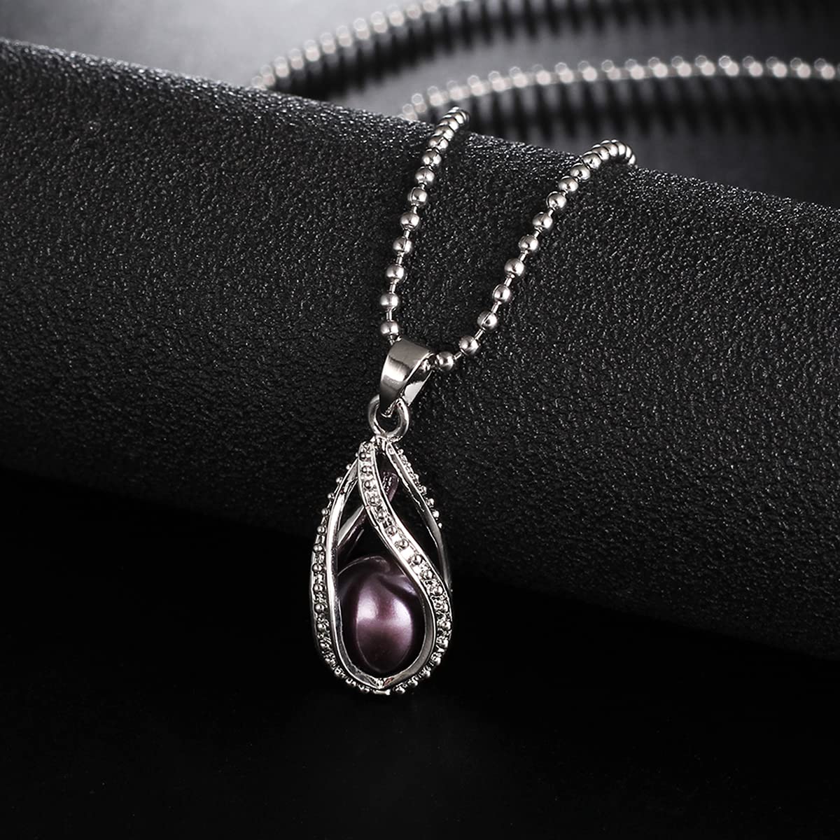 Vie jeune Mixed Pearl Cage Locket Pendants Set, Essential Oil Diffuser DIY Necklace Bracelet Jewelry Making Craft, Bulk Beads Aromatherapy Diffuser Charms Gifts for Women (Random 20pcs Dull Silver)