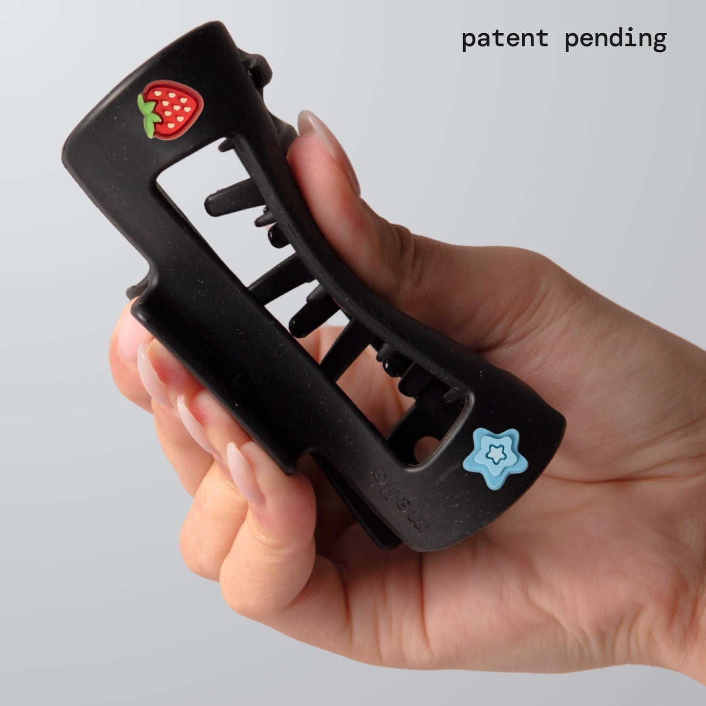 The Original Mello Charm Cloud Clip Hair Claw Clip Squishy Claw Clip Made in Korea Patent Pending 30021976 (Medium Black Clip, 4 Charms)