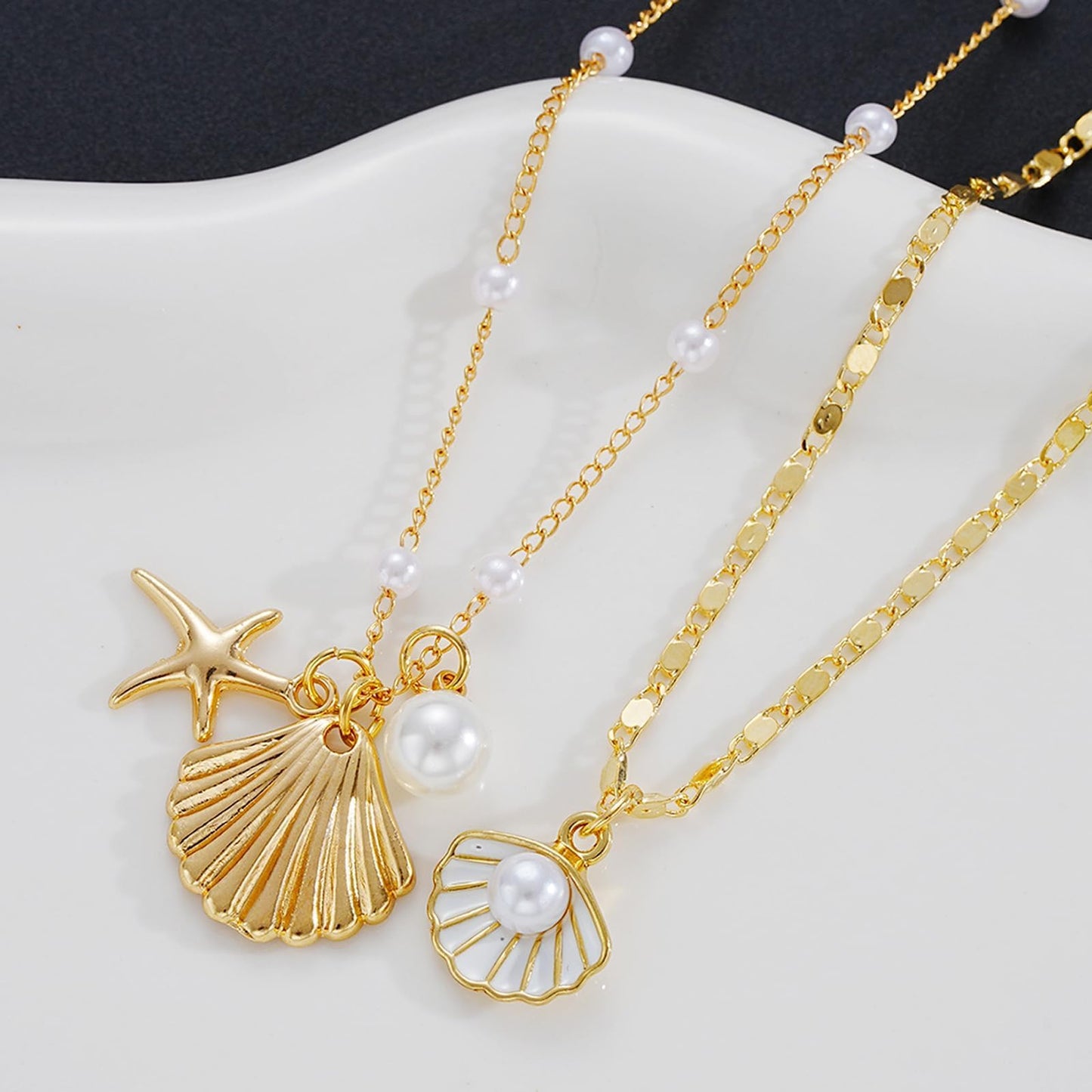 KummerSaprk Seashell Necklace Summer Vacation Jewelry for Women Gold Beachy Necklace Stack Starfish Flower Cowrie Sea Shell Pendant Necklaces Summer Essentials Accessories Gifts