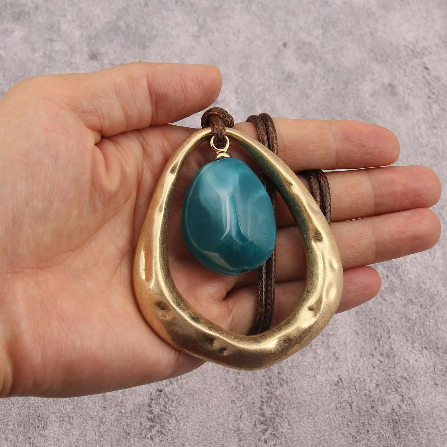 joymiao Chunky Pendant Necklace Women Boho Statement Vintage Necklace with Blue Resin Stone Gold Casual Hippie Bohemian Jewelry
