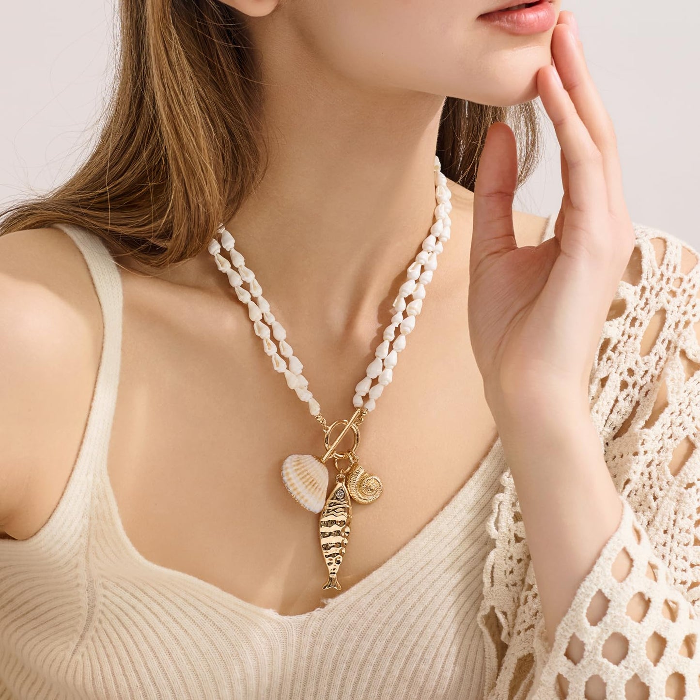 LILIE&WHITE Gold Fish Necklaces for Women Shiny Shell Conch Pendant Necklaces Classic Beach Statement Charms Necklace Jewelry Gift