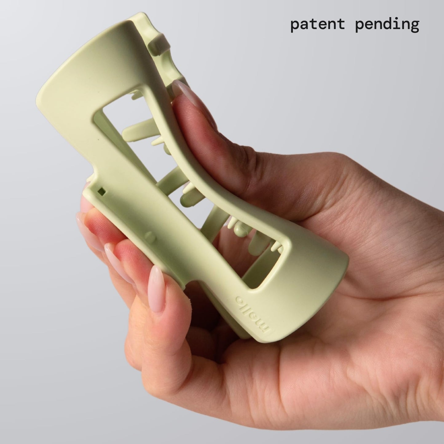 The Original Mello Hair Claw Clip Squishy Claw Clip Made in Korea Patent Pending 30021976 (Green, Medium)