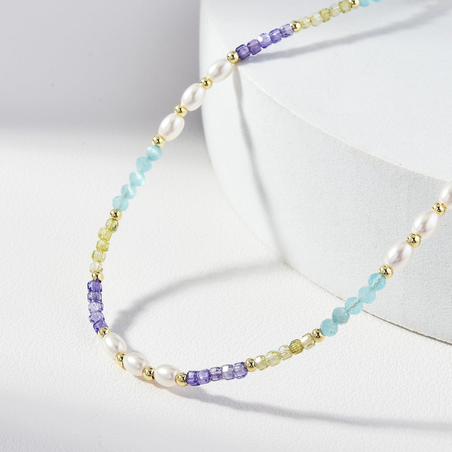 Vutapiro Colorful Beaded Beach Jewelry Summer Ladies' Necklace, Boho Color Block Design light blue necklaces for women (Pale blue)