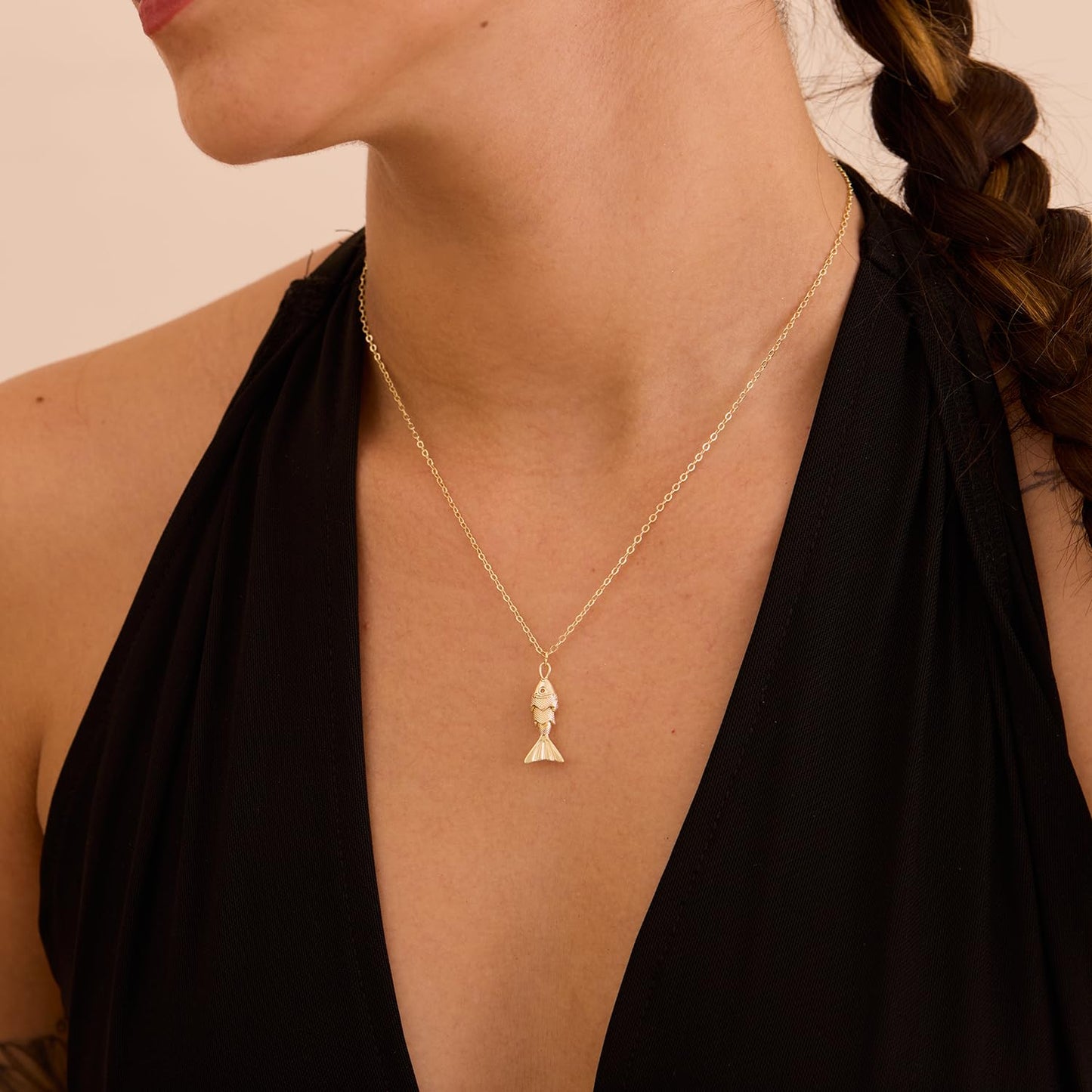 BSGRL Dainty Gold Necklace - 14K Gold Plated Animal Fish Sea Beach Necklace for Women 16.5"+2"