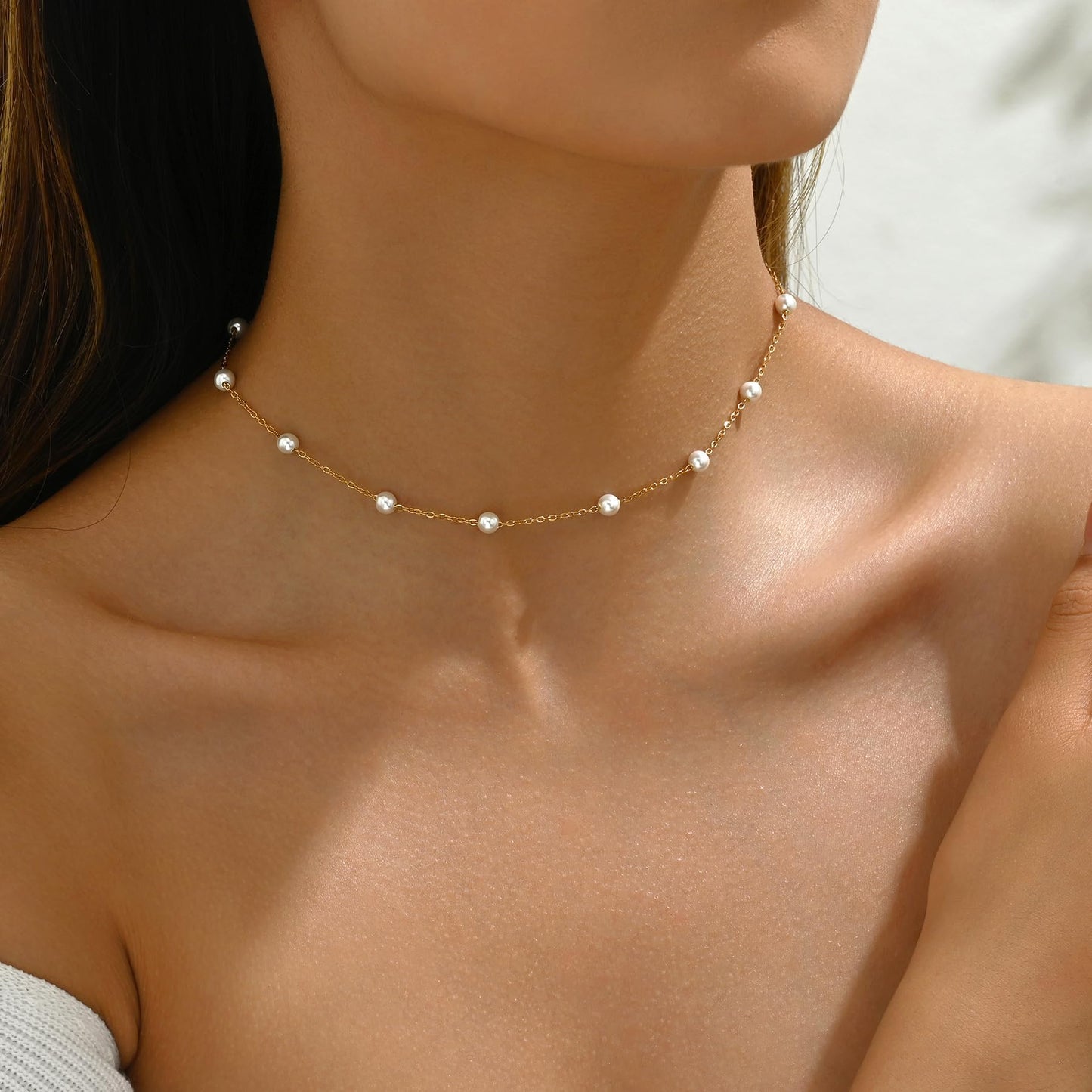 Jewigo Pearl Necklaces for Women 18K Gold Plated Pearl Choker Necklace Dainty Pearls Pendant Necklace Simple Small Pearls Bridesmaid Wedding Jewelry Gift
