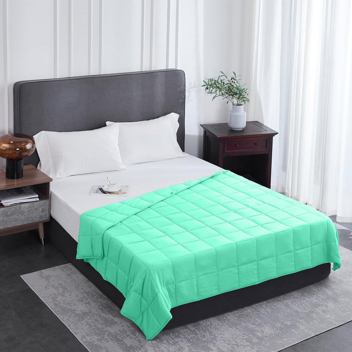 L'AGRATY Weighted Blanket - 60"x80" 20lbs Cooling Breathable Heavy Blanket Microfiber Material with Glass Beads for Adult All-Season Summer Fall Winter Soft Thick Comfort