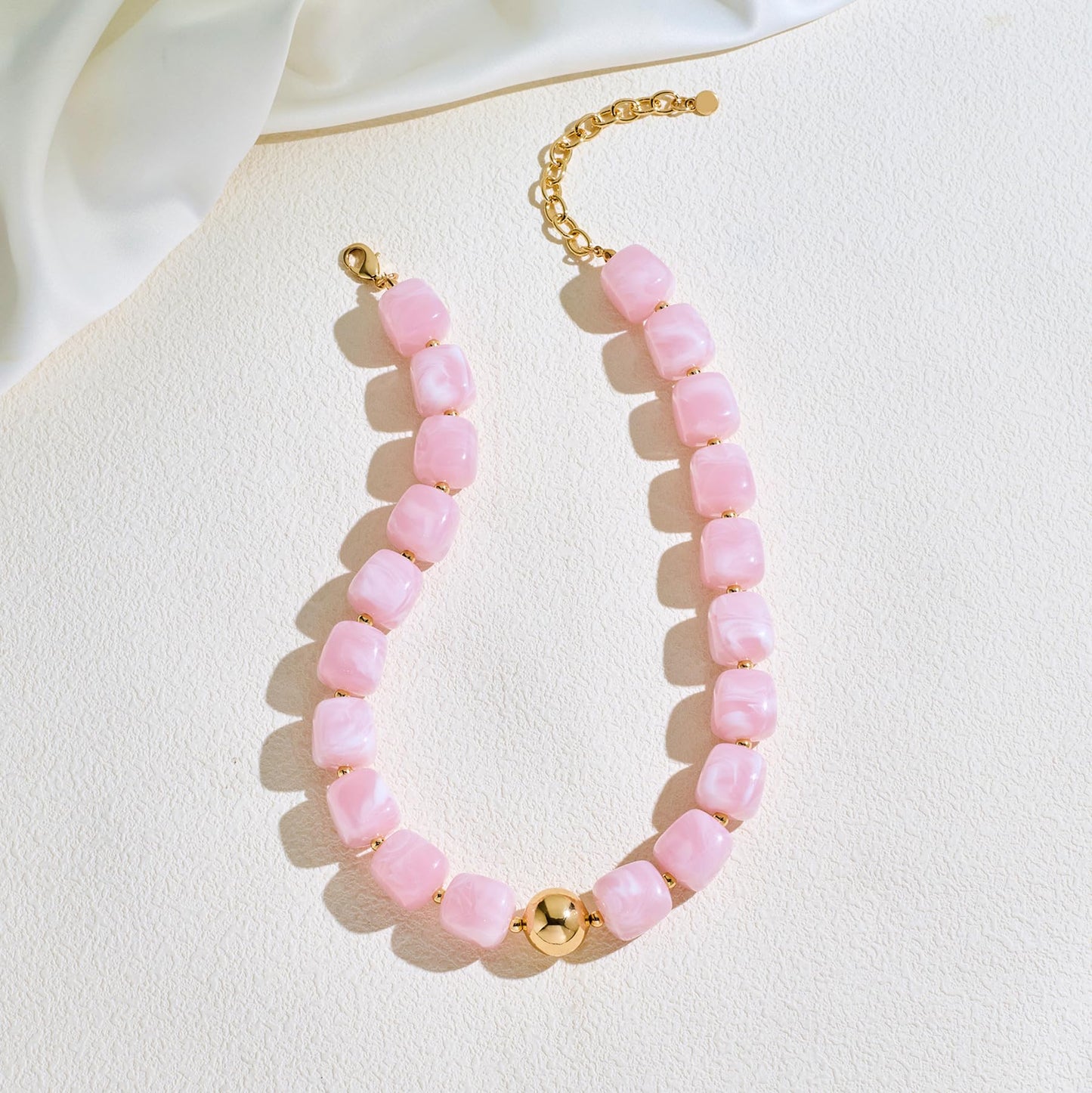 WOWORAMA Pink Chunky Beaded Necklaces for Women Cute Pink Square Acrylic Beads Necklace Trendy Statement Chunky Choker Necklaces Boho Summer Jewelry