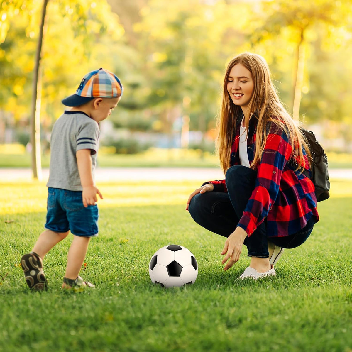 Soccer Ball Size 2 Size 3 Size 4 Size 5 with Pump - Single, 2 or 3 Pack - Official Size & Weight - Classic Indoor Outdoor Soccer Long-Lasting - Ideal Gift for Toddler Kids Boys Girls Youth Adult