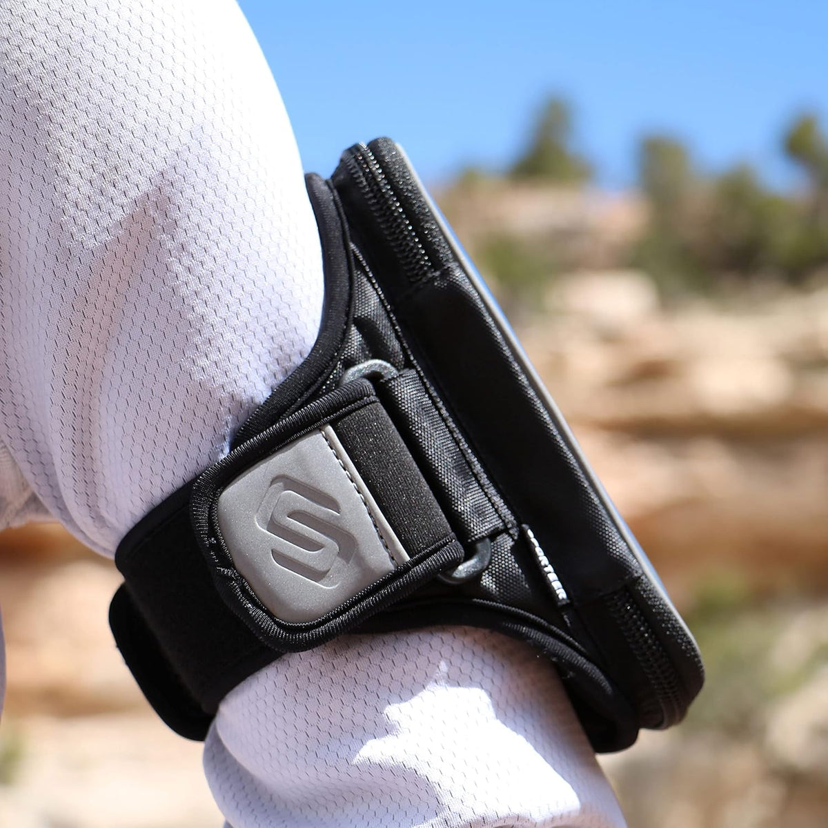 Sporteer Entropy E8 Running Armband - Compatible with iPhone 16 Pro Max, 16 Plus, 15/14 Pro Max, 16/15/14 Pro, iPhone 16/15/14, Galaxy S25+, S24+, S23+, Pixel, & Many More Mobile Phones - FITS Cases