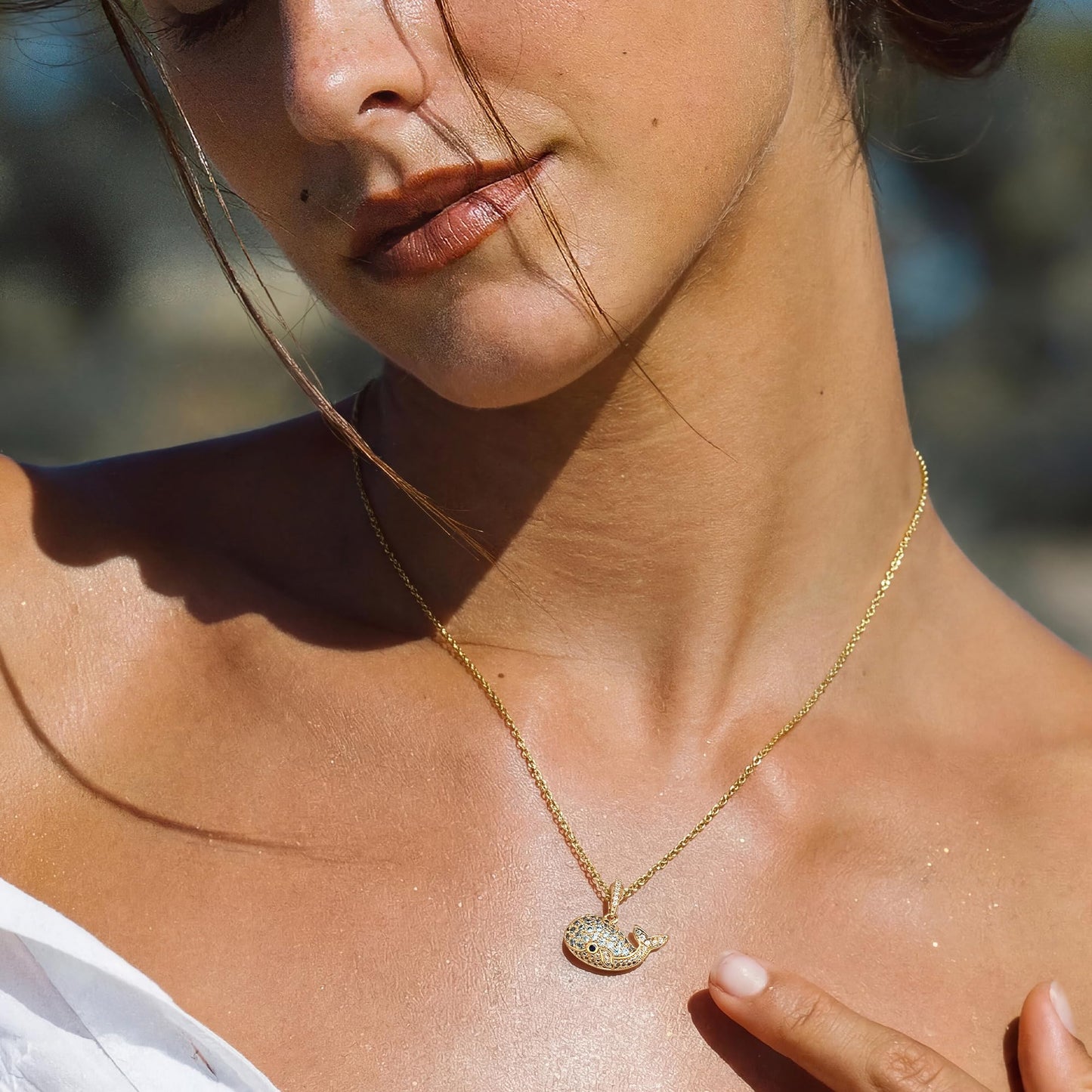 MTMY Gold Starfish Necklace 14K Gold Plated Shell Conch Ocean Pendant Necklace for Women Beach Summer Jewelry (Whale)