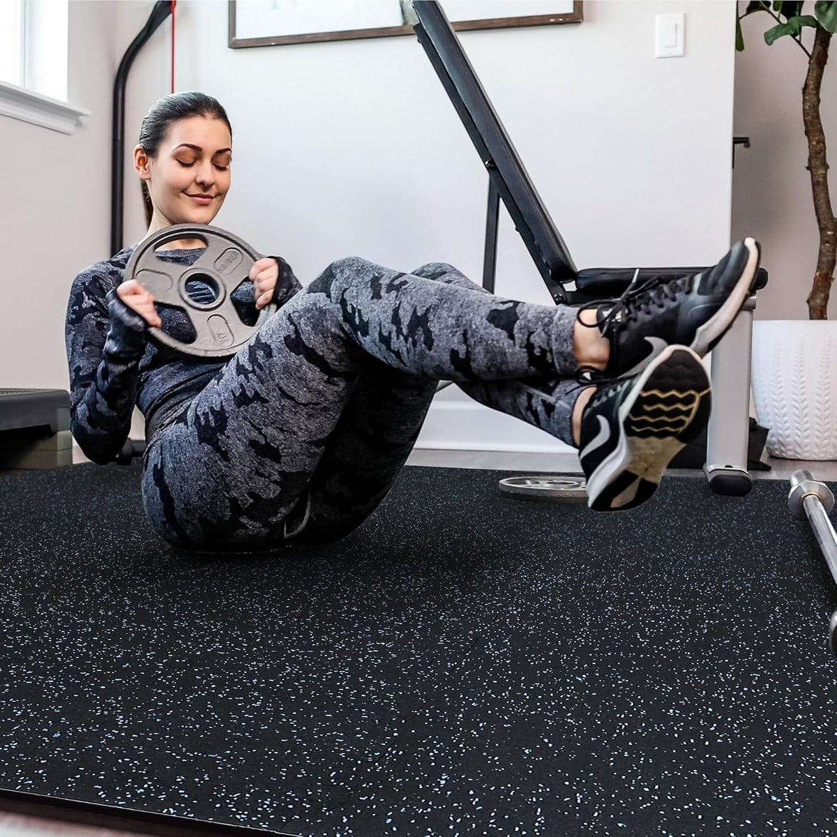 SUPERJARE 0.4'' Thick 6 Pcs 24 Sq Ft Rubber Top Exercise Equipment Mats, High Density EVA Foam Mats with Rubber Top, Interlocking Gym Flooring for Home Gym, Protective Workout Mat, Black/Blue