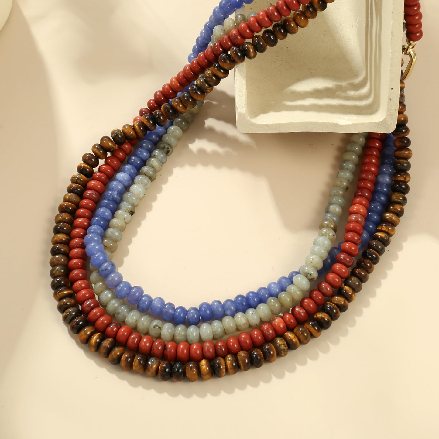 CONRAN KREMIX Brick Red Stone Beaded Necklace for Women,Natural Stone Bead Choker Necklaces Boho Summer Beach Necklace Gemstone Jewelry Gift for Women