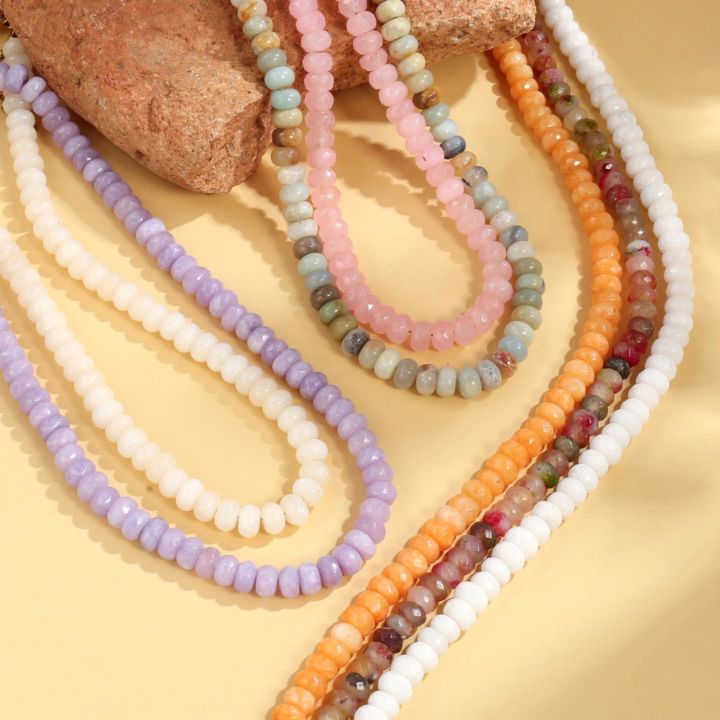 Badu Green Gemstone Beaded Necklace for Women Natural Stone Bead Beach Choker Necklace Fashion Trendy Jewelry Gifts