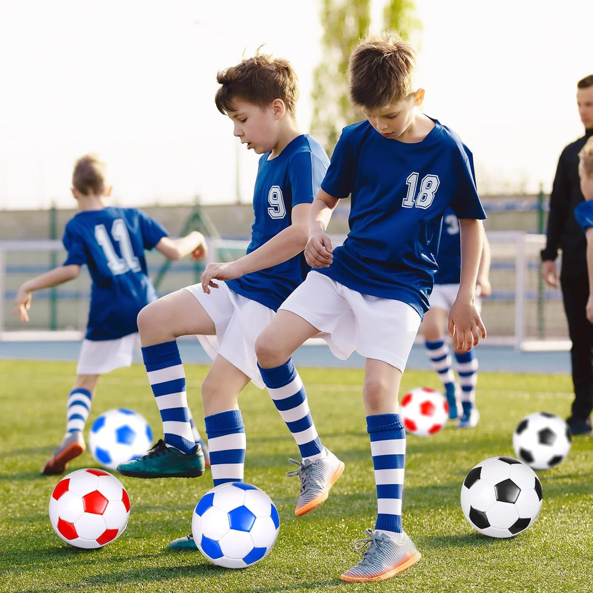 Jenaai 24 Pcs Operation Christmas Deflated Soccer Balls with Pump Bulk Official Size Soccer Ball for Teen Adult Kid Indoor Outdoor Outside Sport Training Party Gift Christian Charity Donation