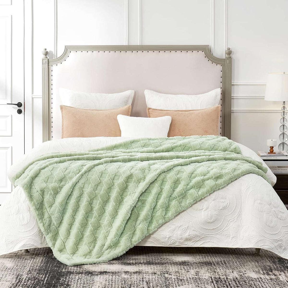 Cozy Bliss Faux Fur Throw Blanket for Couch - Soft Checkered Fuzzy Cozy Throw Gift Blankets for Women,Sage Green Boho Blanket for Sofa Bedroom Living Room.60 * 80 Inches