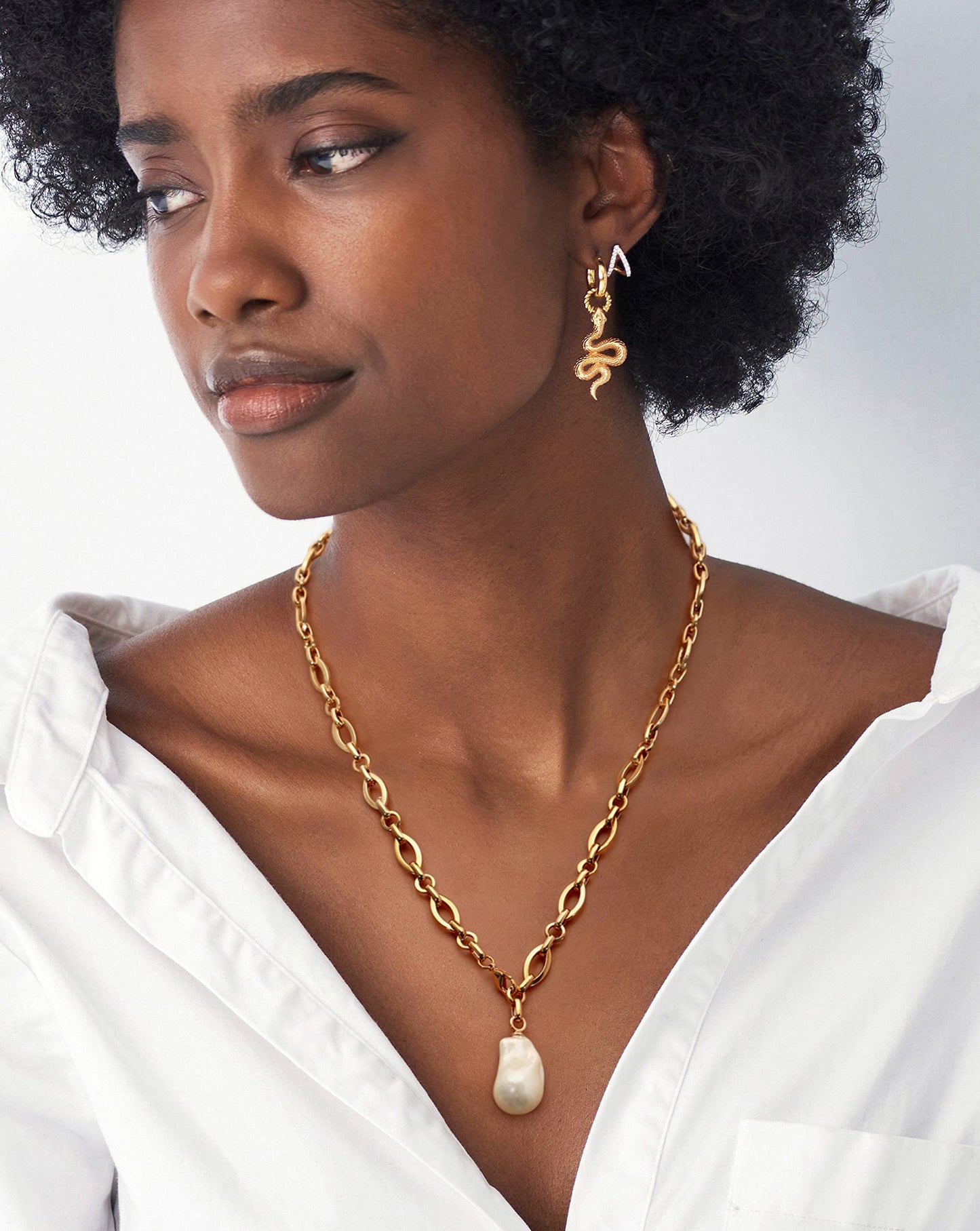 PEARLADA Large Baroque Pearl Pendant Necklace, 18k Gold Plated Lariat Y Necklace for Women, Chunky Statement Long Necklace