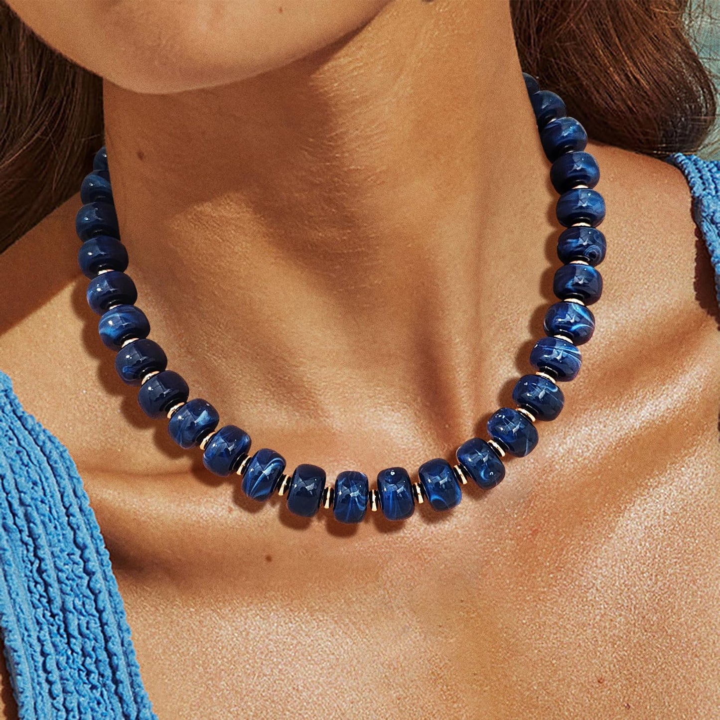 HolidayQbee Beaded Necklace for Women Boho Bead Chunky Necklace Big Bead Necklace Fashion Trendy Summer Blue Resin Beaded Necklaces Jewelry Gifts