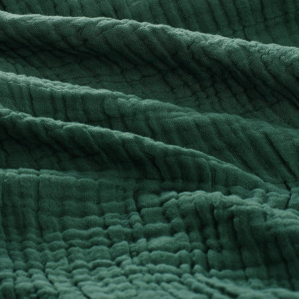 Carriediosa 100% Cotton Muslin Throw Blanket 108" X 90" King Size，4-Layers Summer Gauze Throws for Bed Couch，Soft Lightweight Breathable Linen Blankets Bedspread for Adults All Season，Dark Green