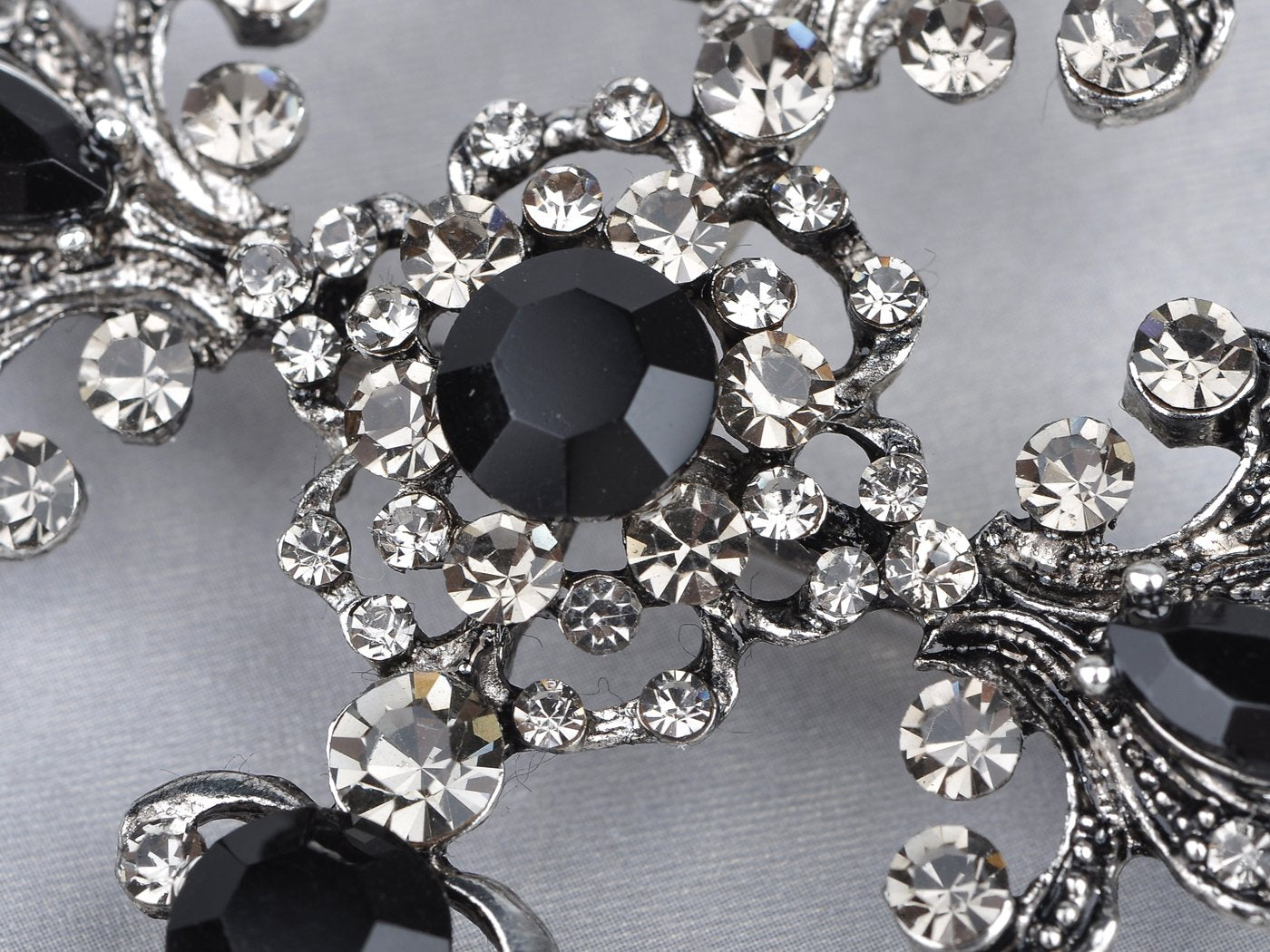 Alilang Gothic Holy Beaded Flowery Gunmetal Tone Crystal Flourish Church Religious Cross Pin Brooch