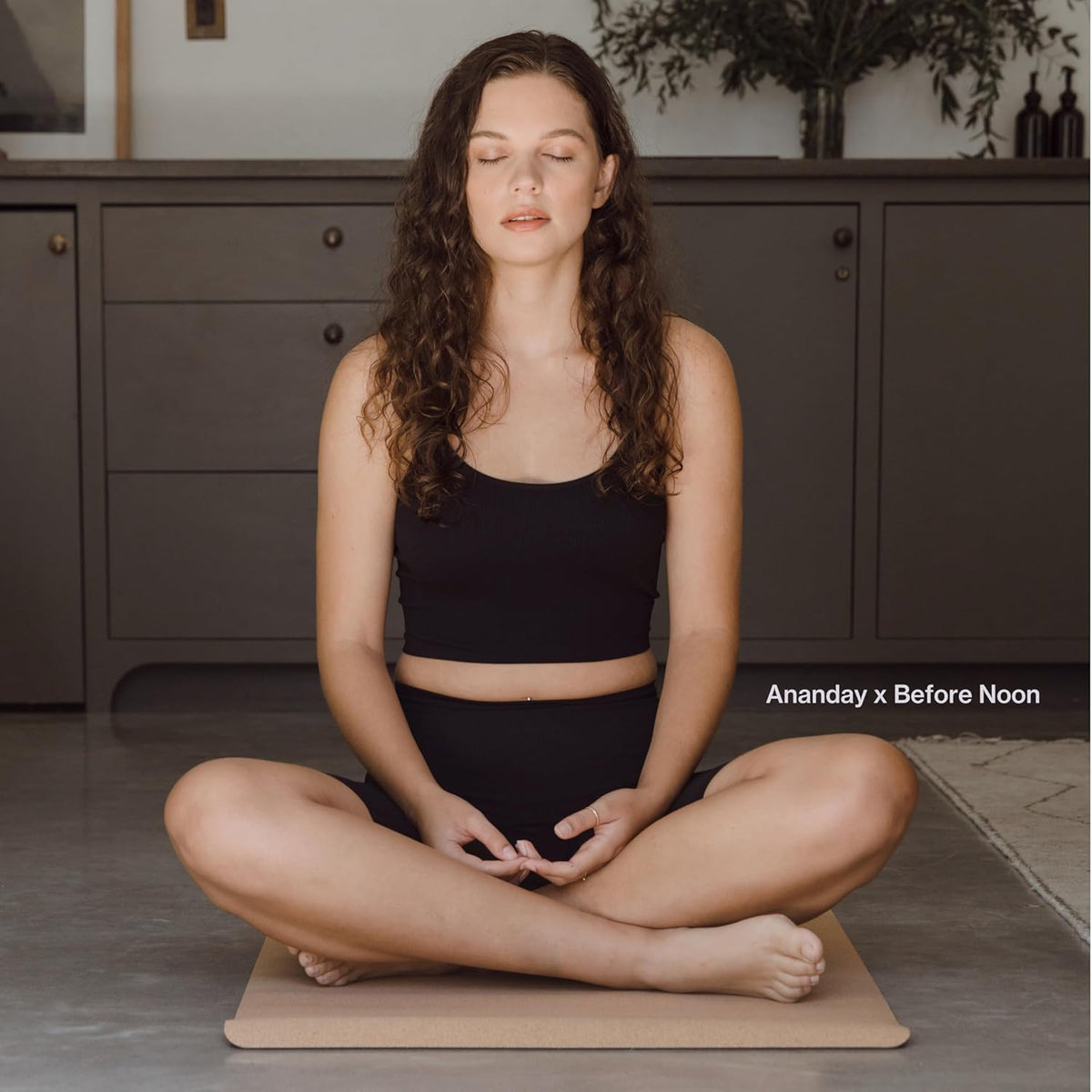 Premium Cork Yoga Mat - Sustainable, Non-Toxic & PVC-Free, Non-Slip, Perfect for Hot Yoga, Pilates & Exercise - Cushioned for Superior Comfort & Support