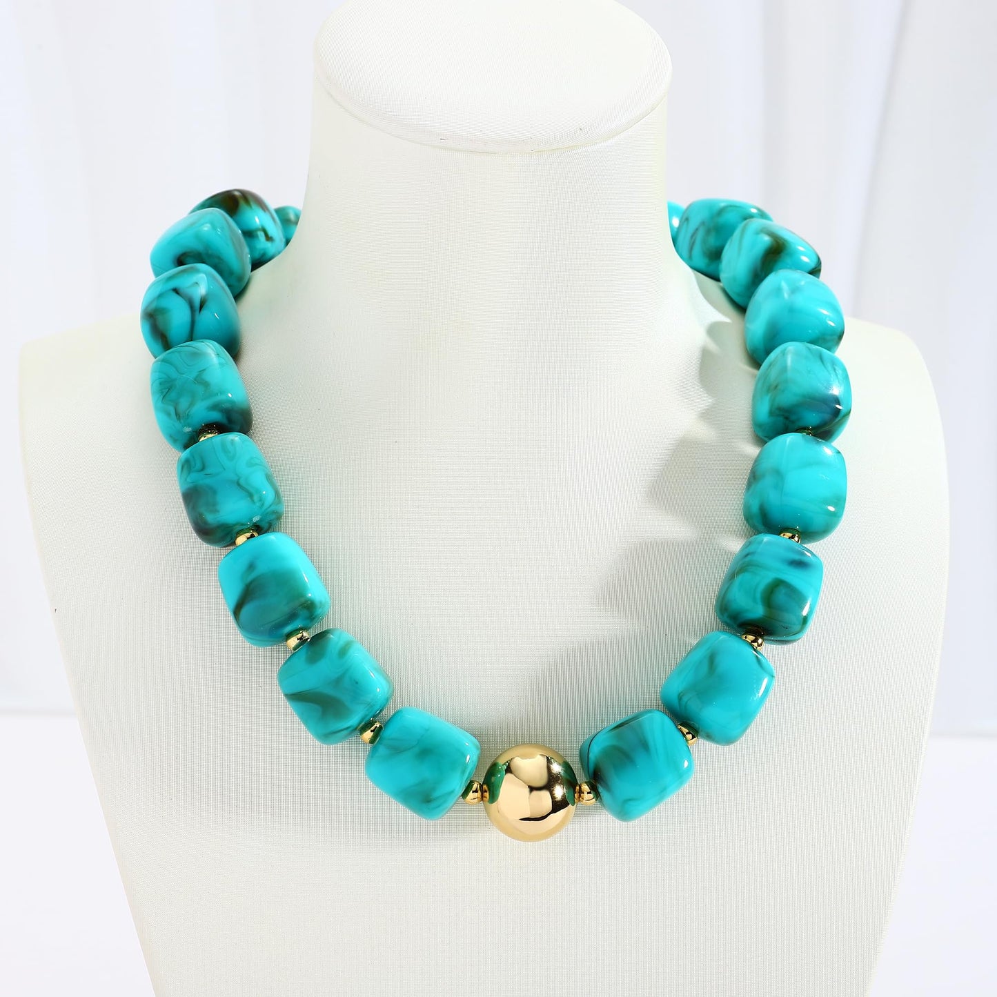 WOWORAMA Chunky Choker Necklaces for Women Trendy Chunky Beads Statement Necklace Blue Large Square Resin Beaded Necklace Boho Summer Jewelry