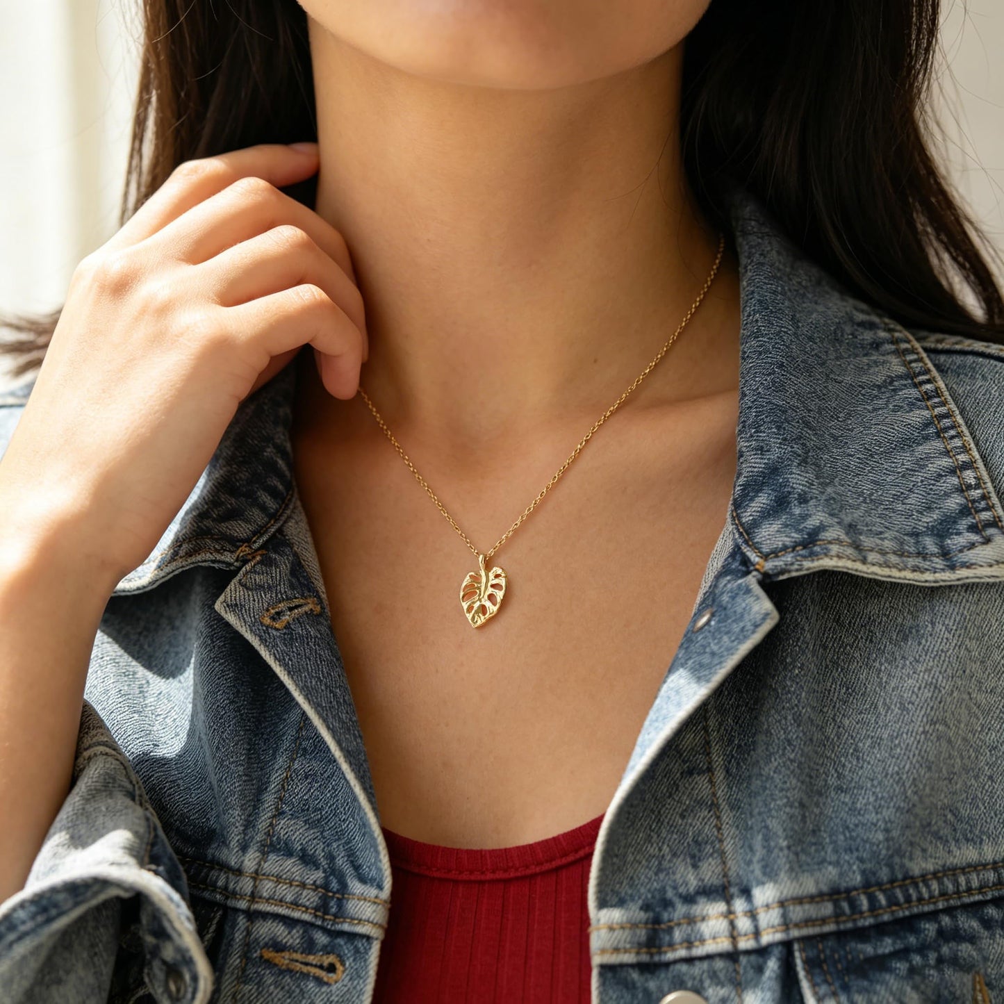 Baydurcan Monstera Necklace for Women, Plant Leaf Pendant Monstera Jewelry, Botanical Gift for Plant Lover